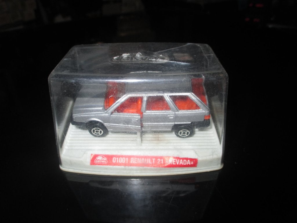 1:64 Renault 21 Nevada - Guisval Mint Boxed, Ophalen of Verzenden, Zo goed als nieuw, Auto