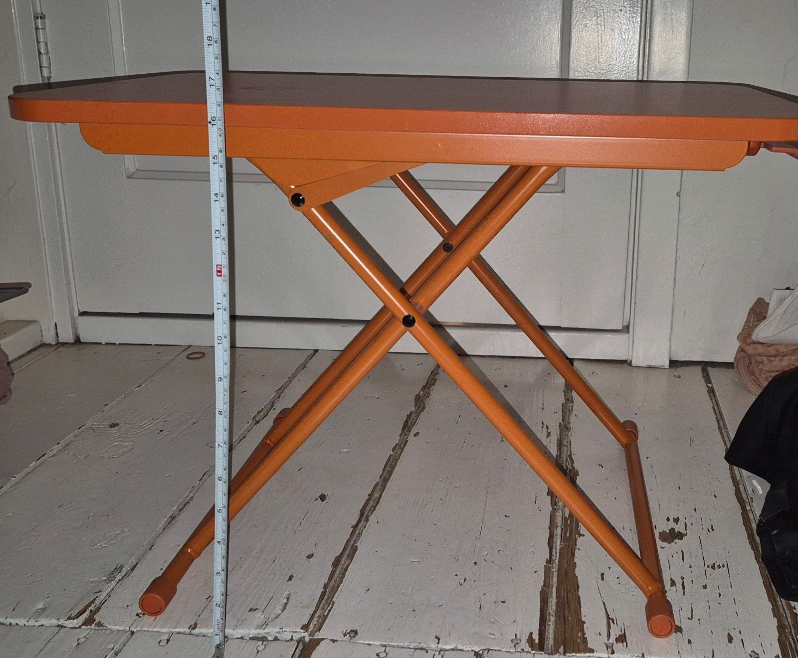 Ikea Laptopstandaard, Ophalen, In hoogte verstelbaar, Zo goed als nieuw