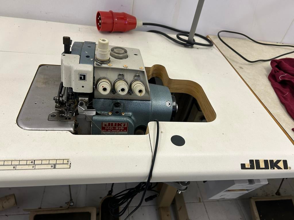 Juki Lockmachine - Industrieel en Betrouwbaar, Gebruikt, Lockmachine, Industrieel, Ophalen