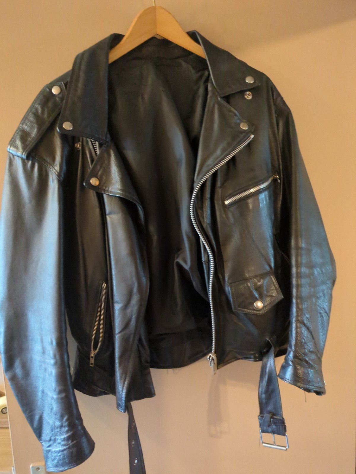 Stoere Zwarte Leren Bikerjack - Maat M, Maat 52/54 (L), Onbekend, Zwart, Ophalen of Verzenden