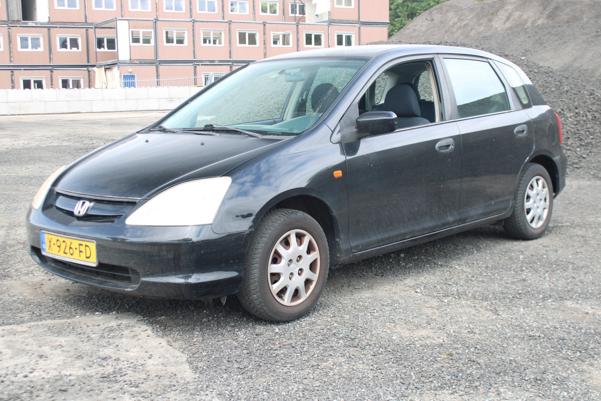 Honda Civic 1.4i S Inruilkoopje (bj 2000), Auto's, Voorwielaandrijving, Zwart, 1396 cc, Zwart