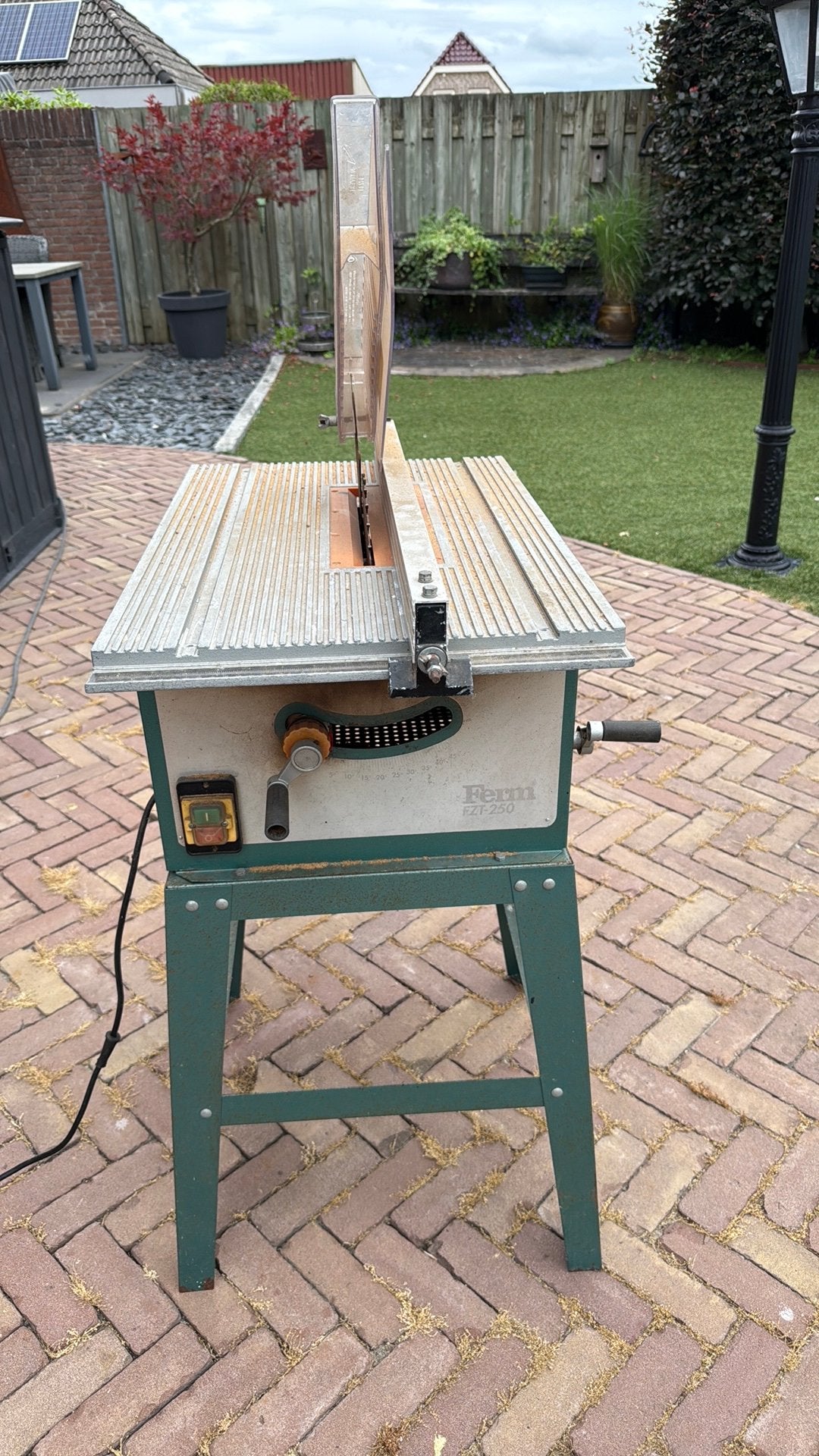 Zaagtafeltje, Doe-het-zelf en Verbouw, Gereedschap | Zaagmachines, Ophalen, Minder dan 600 watt, 30 tot 70 mm