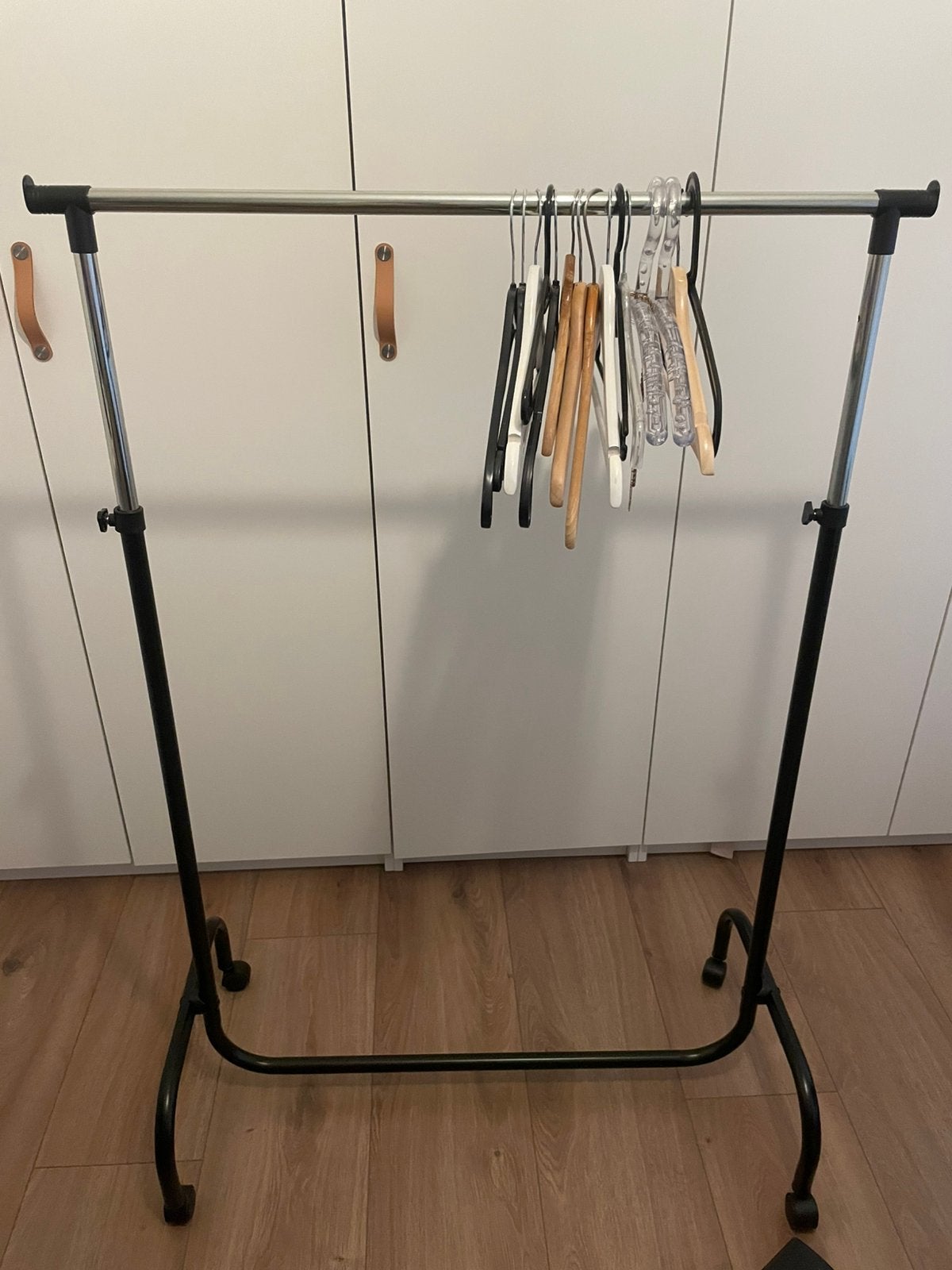 Kledingrek, breedte 90 cm., in hoogte verstelbaar, Ophalen, Zo goed als nieuw