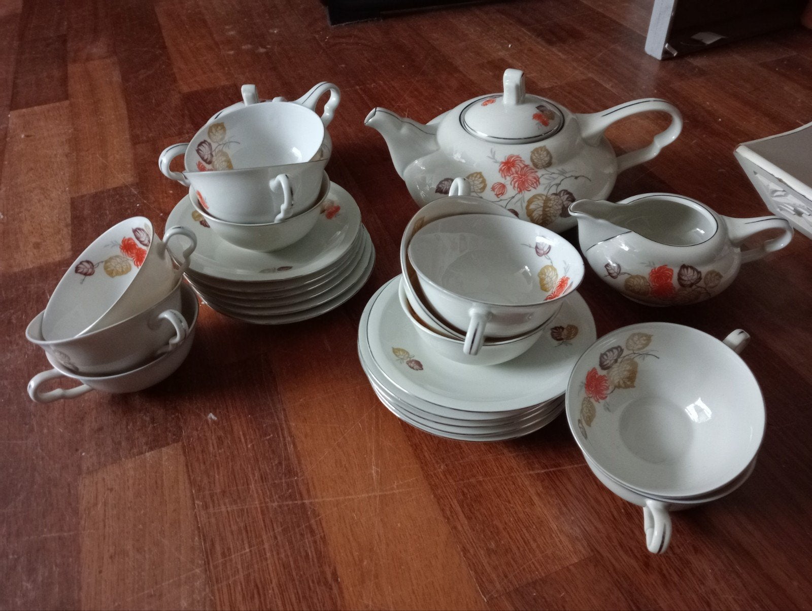 servies 27 delig, Overige typen, Ophalen of Verzenden, Zo goed als nieuw, Overige stijlen