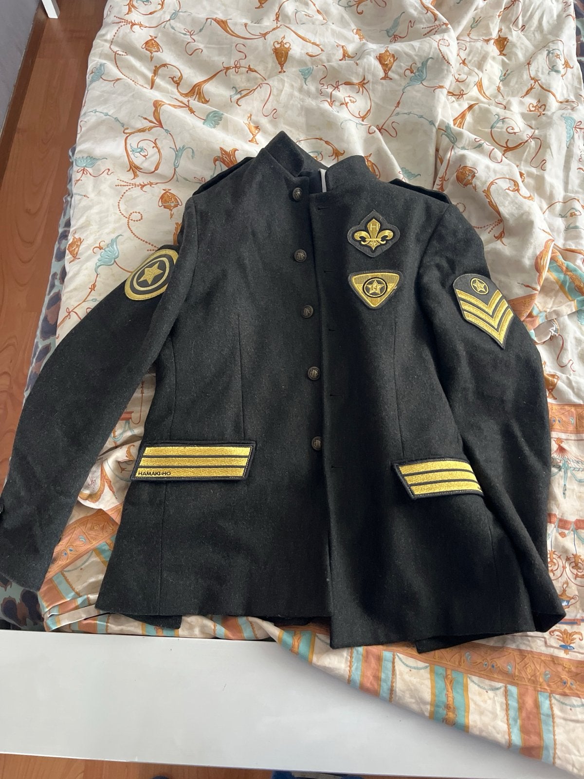 Vintage Militair Uniform Jasje met Emblemen, Ophalen of Verzenden, Overige soorten, Overige gebieden, Kleding of Schoenen