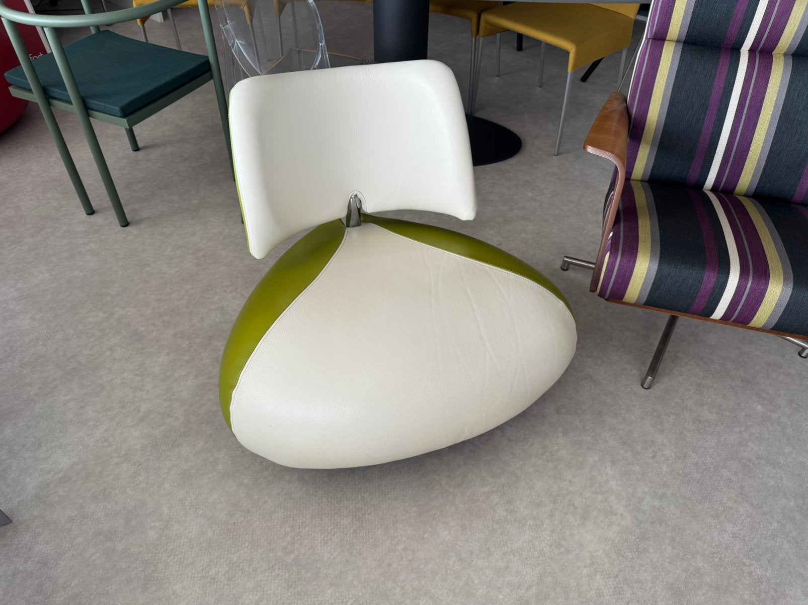 Leolux Pallone fauteuil, Ophalen of Verzenden, Zo goed als nieuw, 75 tot 100 cm, Leer