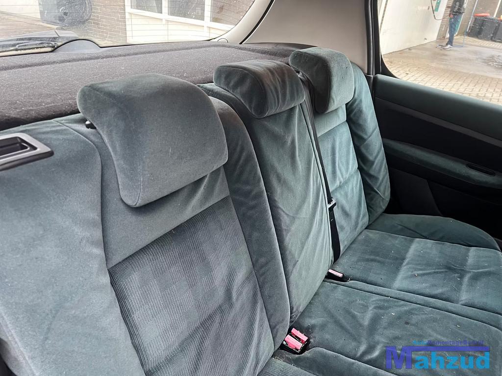 PEUGEOT 307 HATCHBACK Groen interieur stoel achterbank, Taurusavenue 1
2132 LS  Hoofddorp, NL, Gebruikt, Contact.group@renault.com