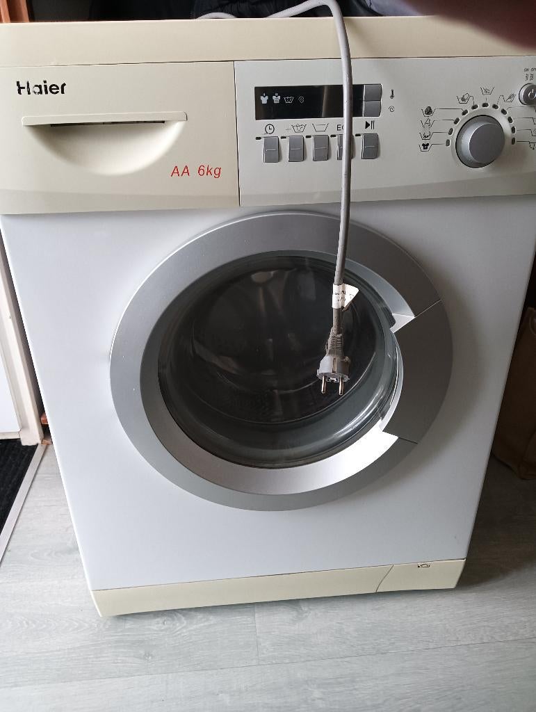 Wasmachine Haier, 6 tot 8 kg, Ophalen, Gebruikt, 85 tot 90 cm