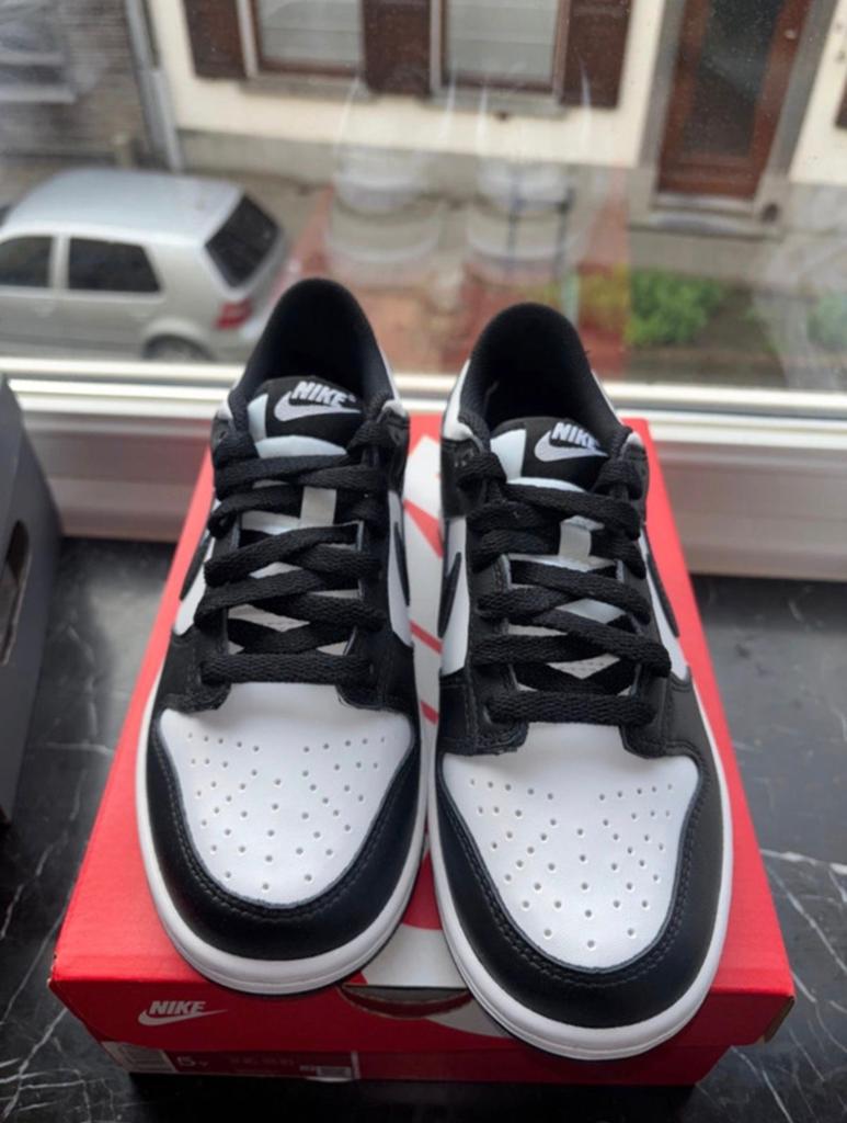 Nike Dunk Low Black/white, Sport en Fitness, Loopsport en Atletiek, Ophalen of Verzenden, Zo goed als nieuw, Hardloopschoenen