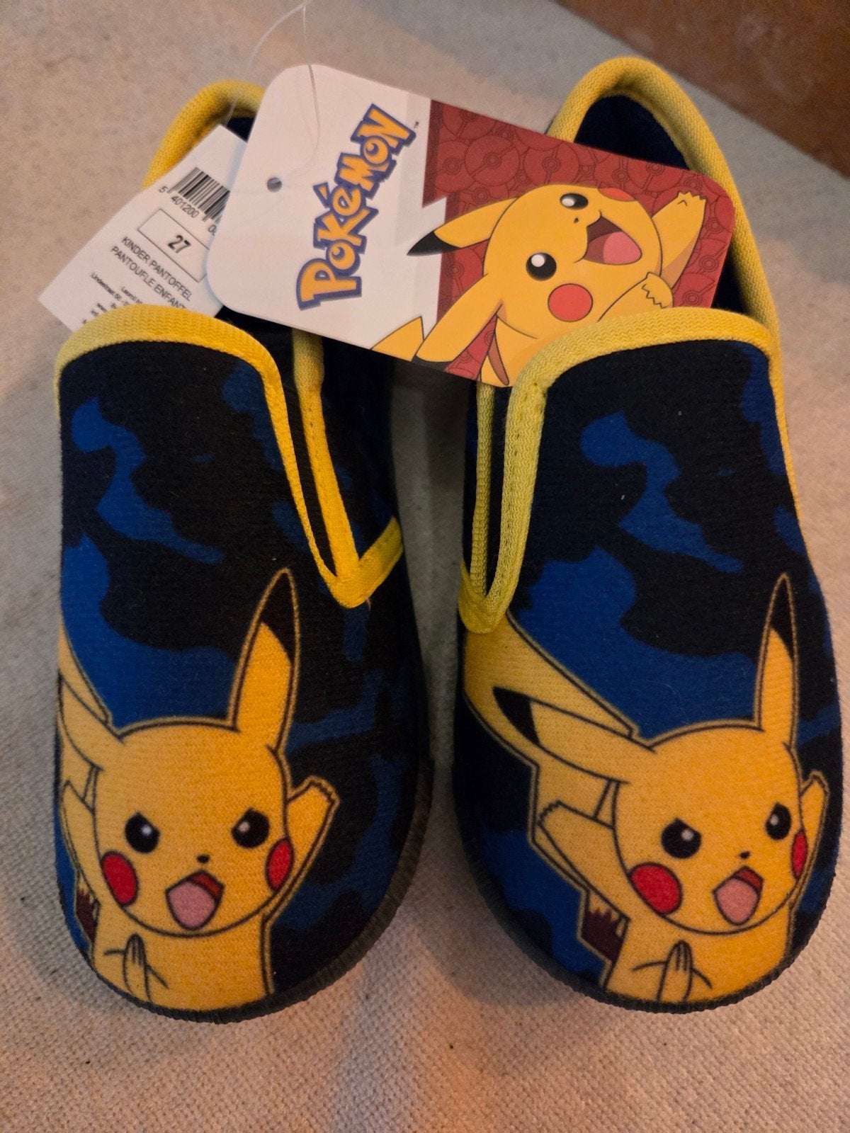 Pokemon Sloffen en shirts, Ophalen of Verzenden, Nieuw, Jongen of Meisje