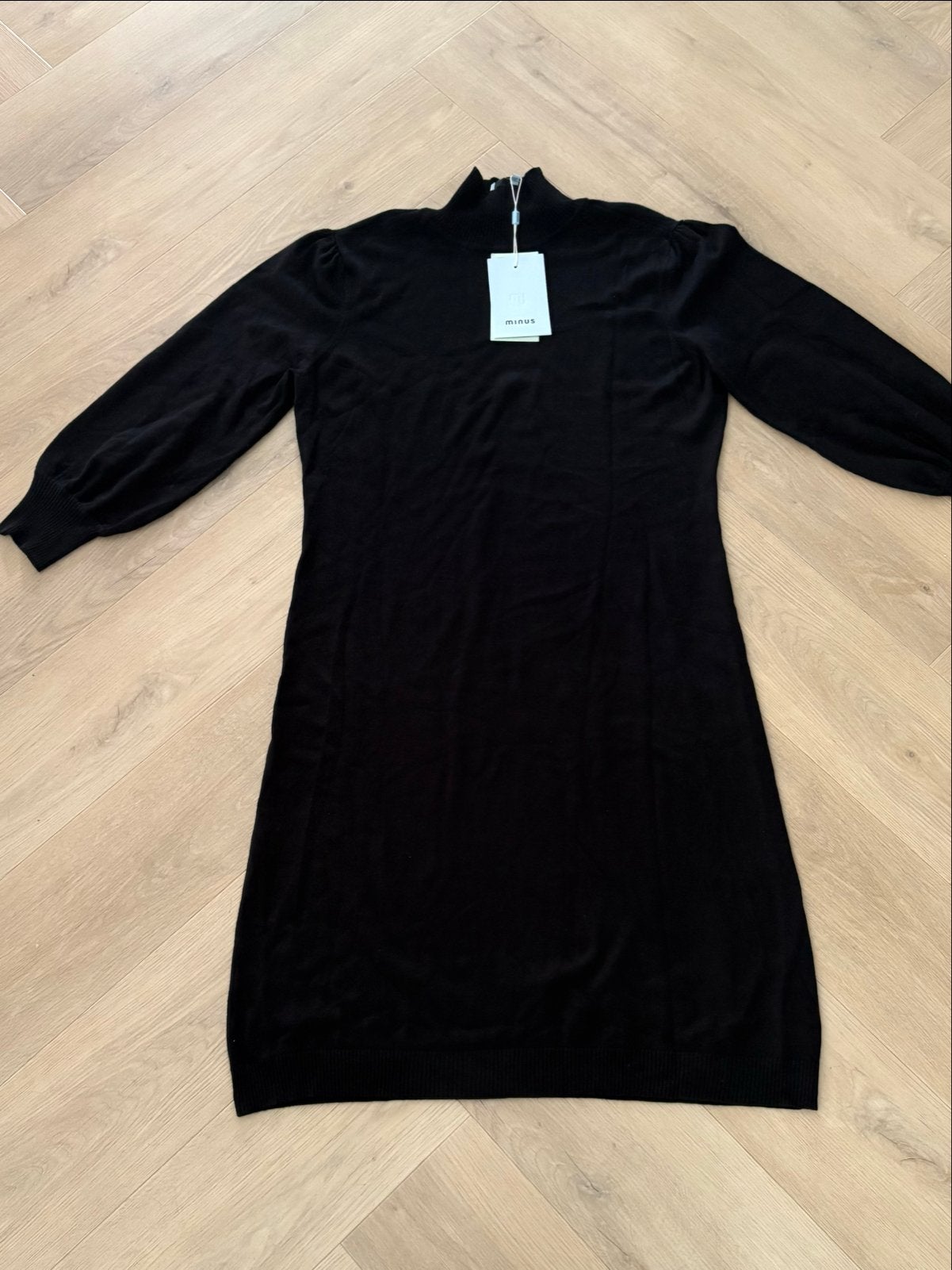 Minus jurk - Zwart - Nieuw met kaartjes, Kleding | Dames, Zwart, Maat 46/48 (XL) of groter, Nieuw, Ophalen of Verzenden