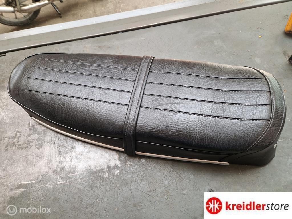 Kreidler 2 zits buddyseat met lengte streep opnieuw bekleed, Gebruikt, Kreidler, Ophalen of Verzenden, Kreidler