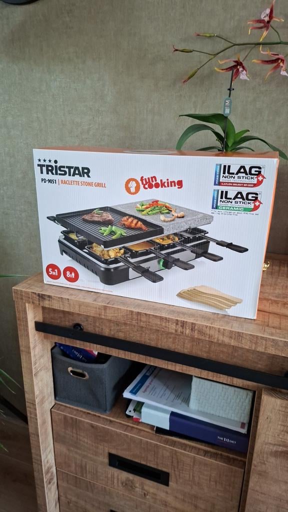Tristar PD-9051 Raclette Stone Grill - 8 personen, Ophalen of Verzenden, Nieuw, 8 personen of meer
