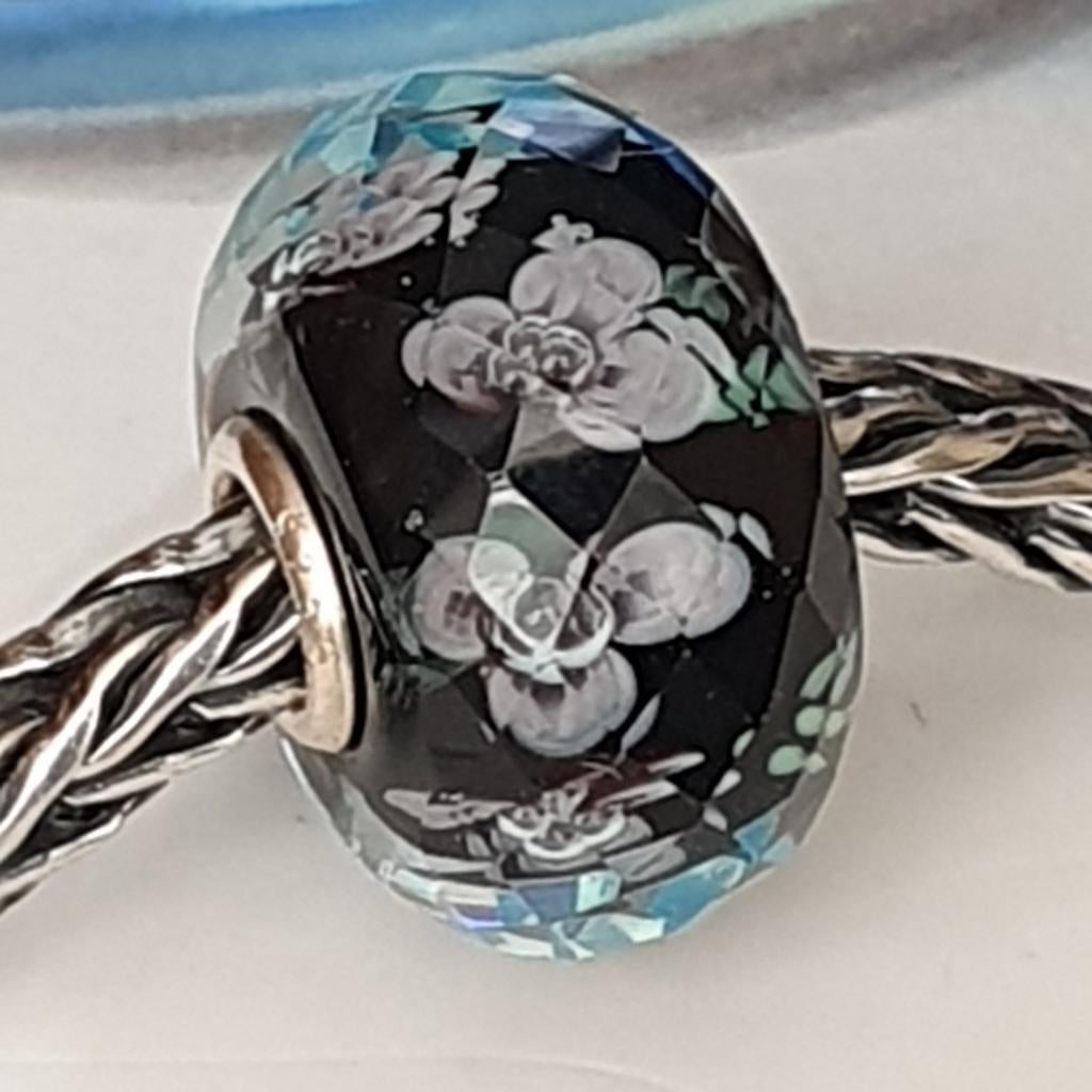 Prachtige Bloem Facet Van Trollbeads., Sieraden, Tassen en Uiterlijk, Glas of Kristal, Nieuw, Ophalen of Verzenden, Trollbeads