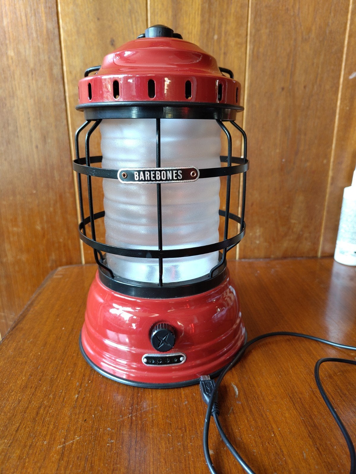 Barebones Edison Mini USB Lantaarn Rood - Zo goed als nieuw, Metaal, Overige merken, Ophalen of Verzenden, Zo goed als nieuw