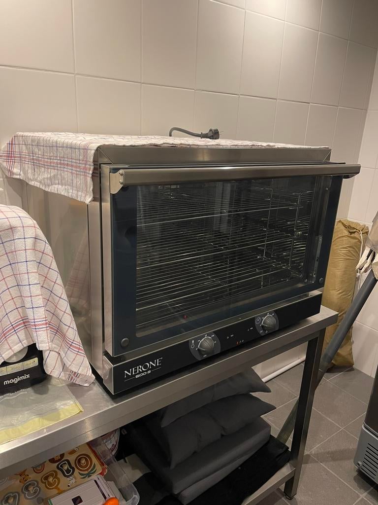 Hete lucht oven Nerone, Witgoed en Apparatuur, Ovens, Ophalen of Verzenden, Zo goed als nieuw, Hete lucht, Minder dan 45 cm