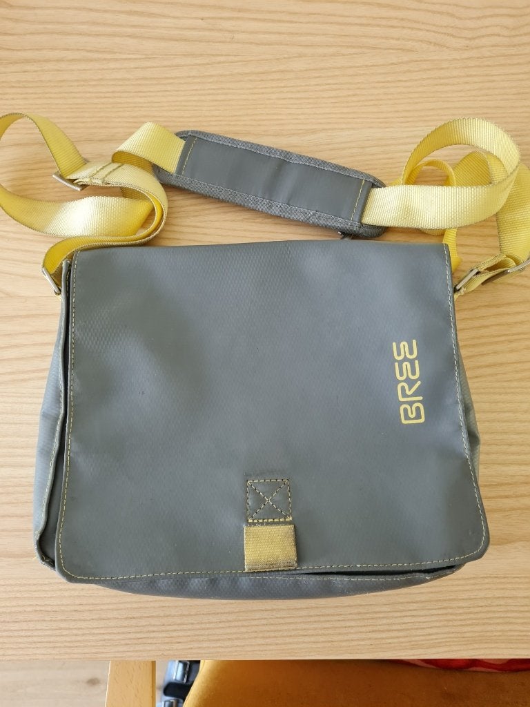 STOERE VINTAGE SCHOUDERTAS VAN BREE, Sieraden, Tassen en Uiterlijk, Tassen | Schoudertassen, Ophalen of Verzenden, Gebruikt, Grijs