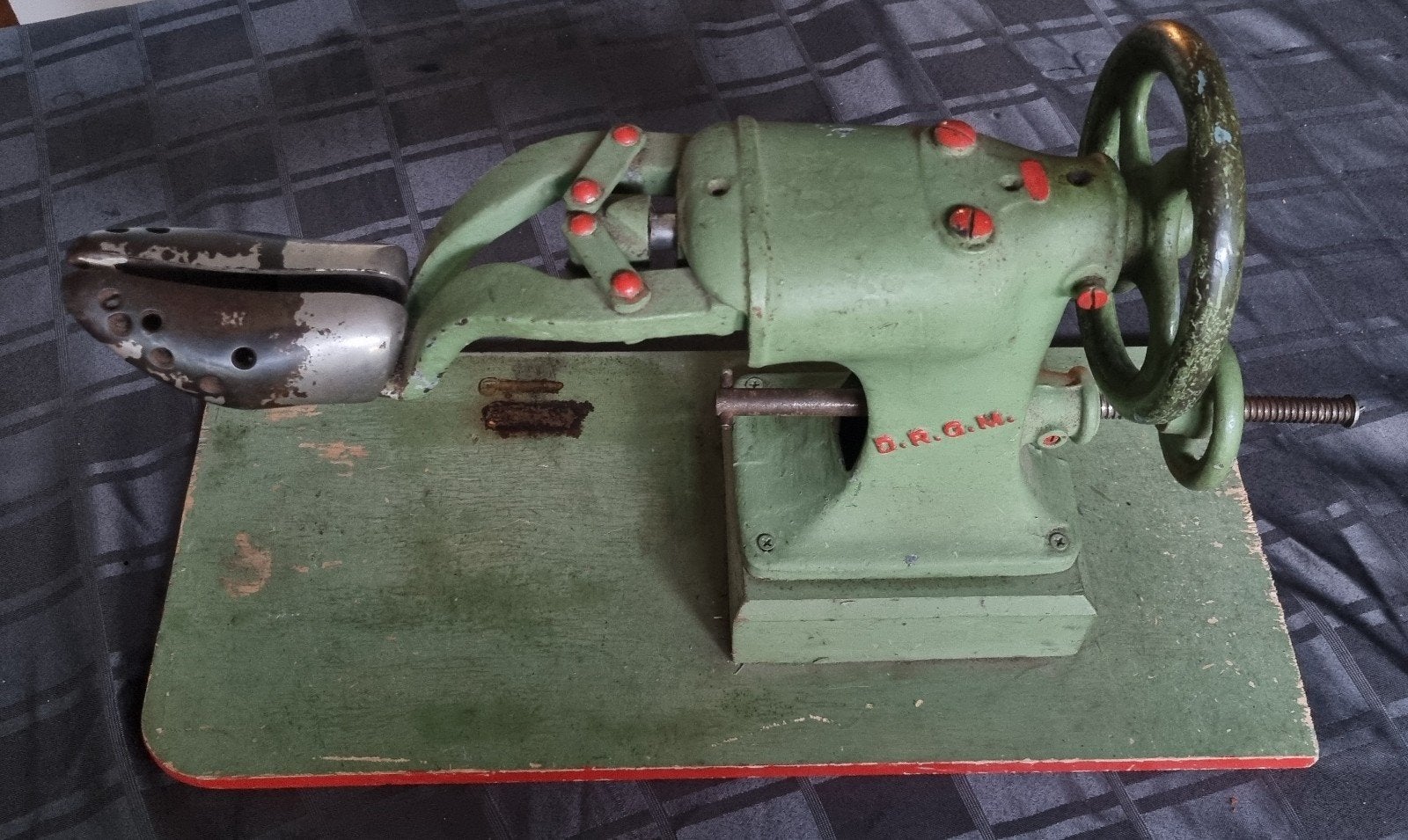 Antieke schoen rekapparaat - Protos D.R.G.M.  Schoenen leest, Antiek en Kunst, Antiek | Gereedschap en Instrumenten, Ophalen of Verzenden