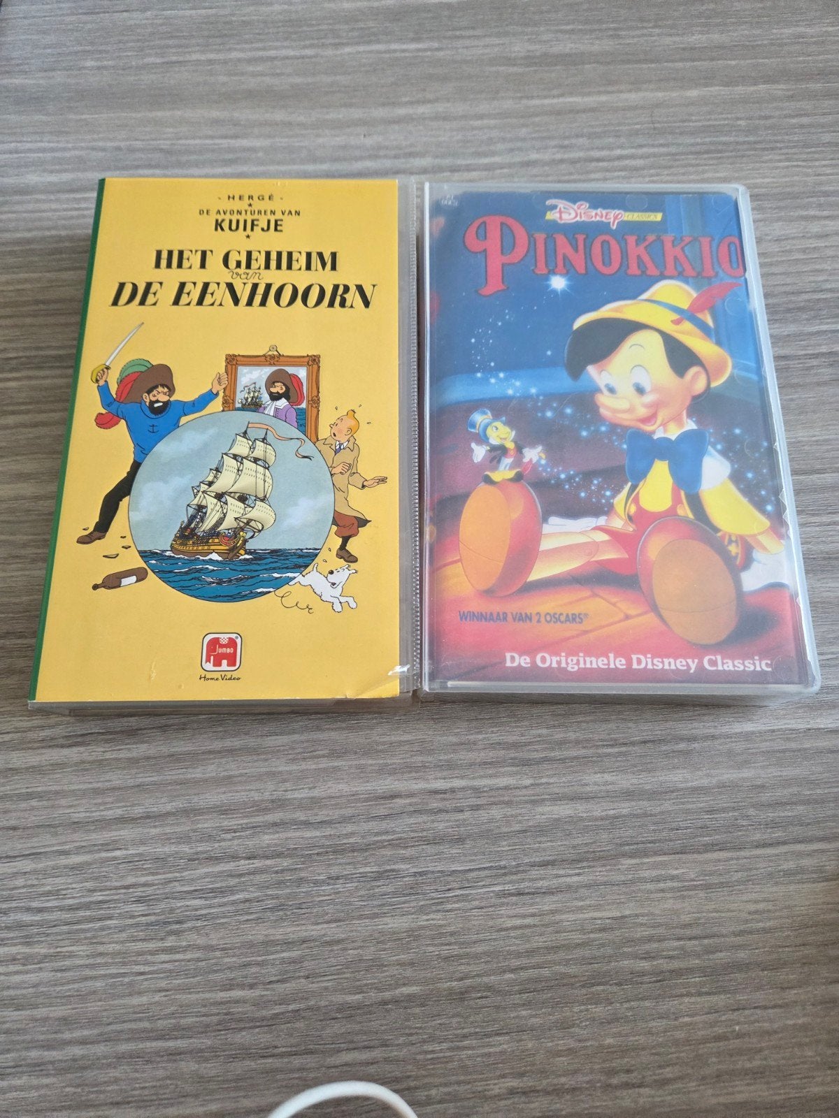 Kuifje: Het Geheim van de Eenhoorn & Pinokkio VHS, Gebruikt, Alle leeftijden, Kinderfilm, VHS