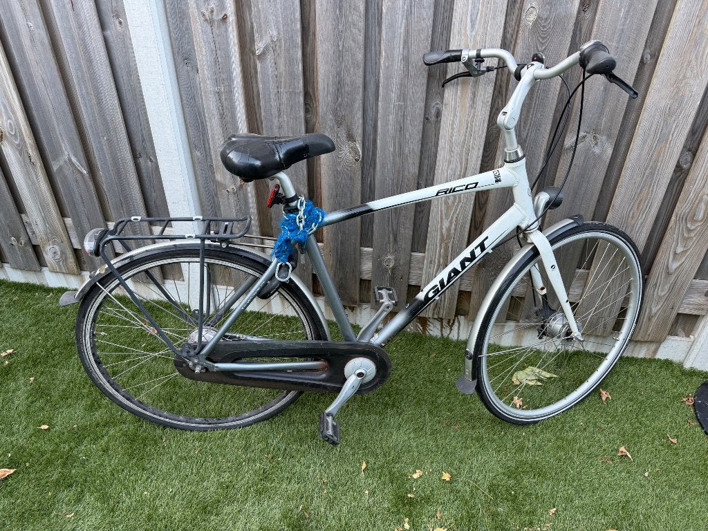 Giant Rico herenfiets met lekke achterband, Ophalen, Gebruikt, Velgrem, Versnellingen