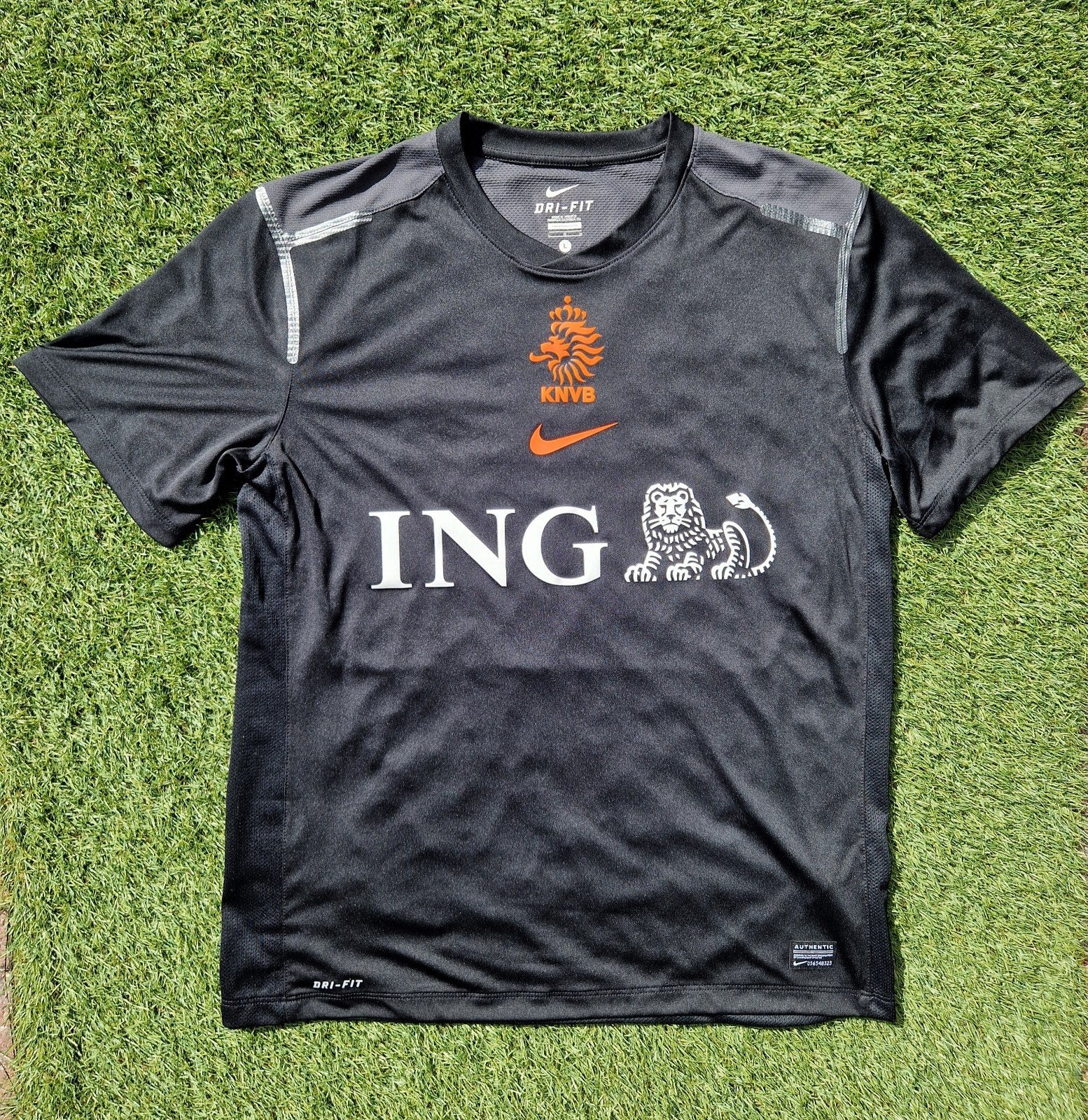Nederlands elftal spelersversie trainingsshirt 2012 shirt, Maat 52/54 (L), Zwart, Nike, Ophalen of Verzenden