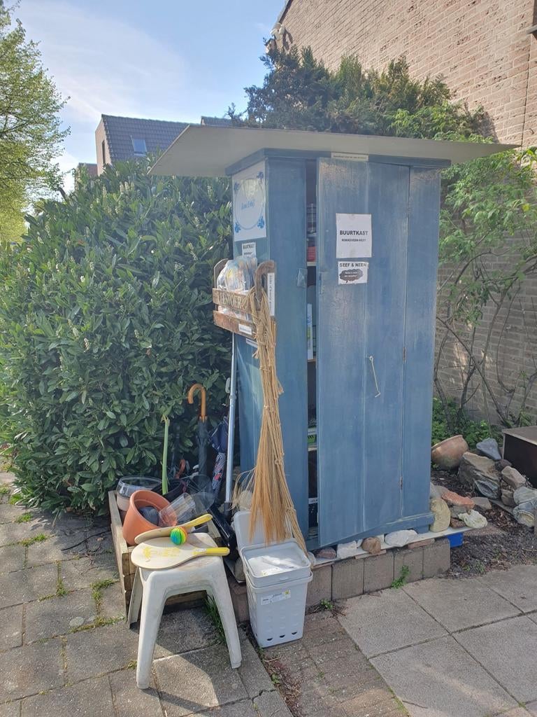 Buurtkast rokkeveen west buurtkastje gratis af te halen, Huis en Inrichting, Ophalen