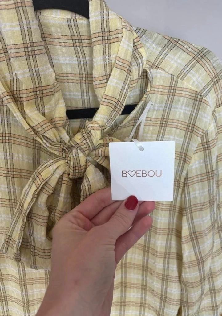 BOEBOU Geruite Blouse met Strikdetail - Nieuw, Kleding | Dames, Blouses en Tunieken, Ophalen of Verzenden, Nieuw, Maat 38/40 (M)
