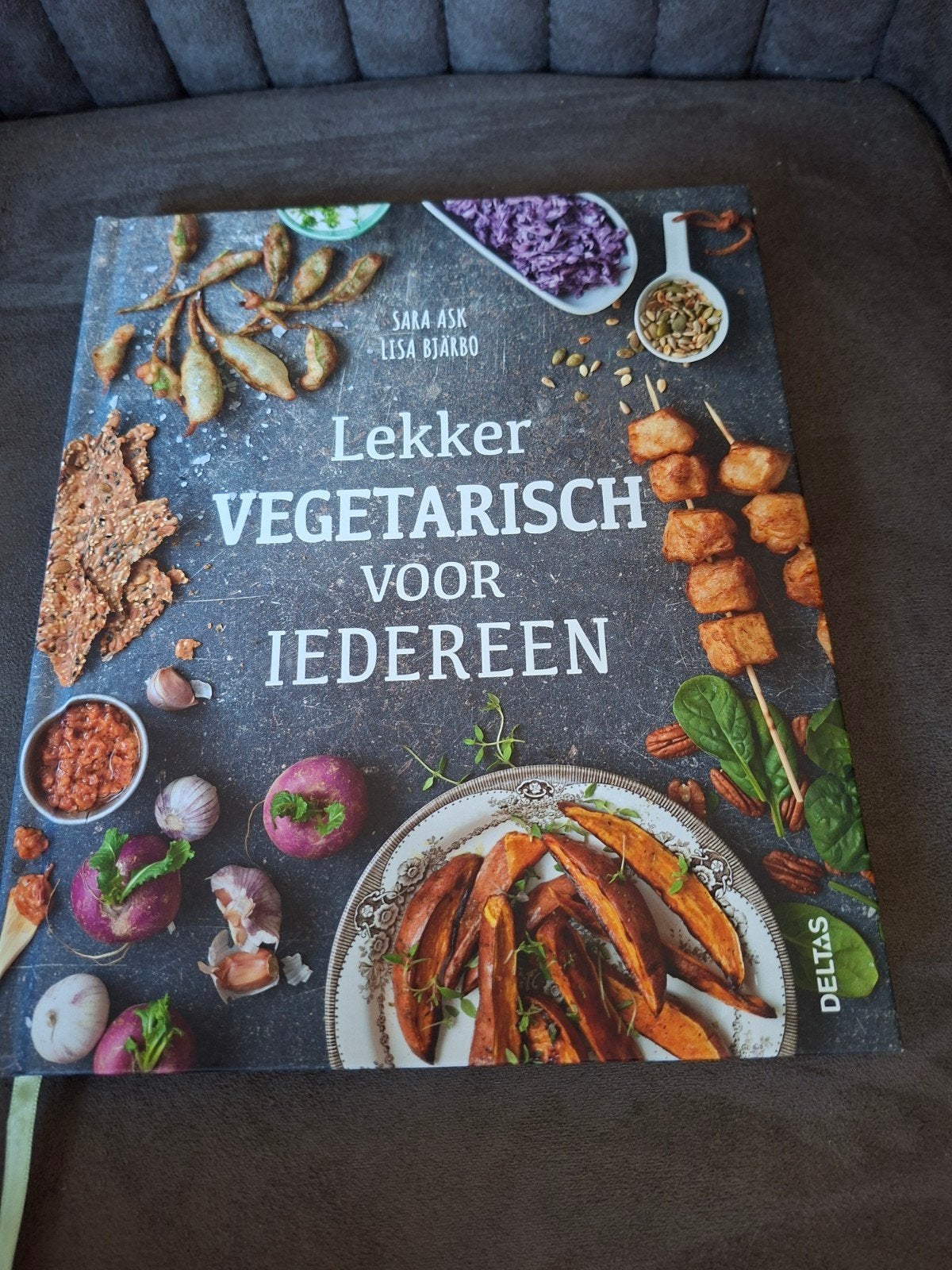 Lekker Vegetarisch voor Iedereen - Kookboek, Ophalen of Verzenden, Zo goed als nieuw, Hoofdgerechten, Overige gebieden