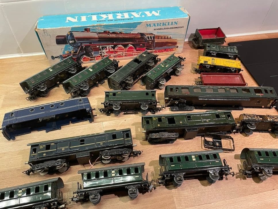 Partij marklin wagons jaren 50 - 60, Hobby en Vrije tijd, Modeltreinen | H0, Wisselstroom, Gebruikt, Wagon, Ophalen of Verzenden