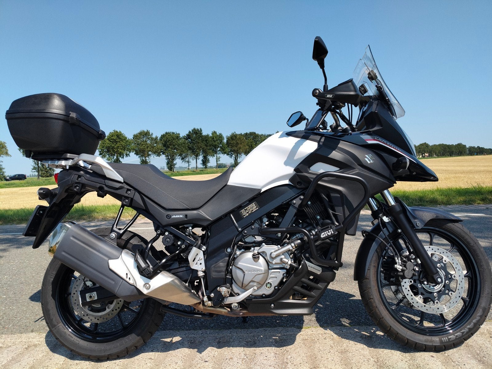 Suzuki V-Strom 650 bj 2017, Particulier, Toermotor