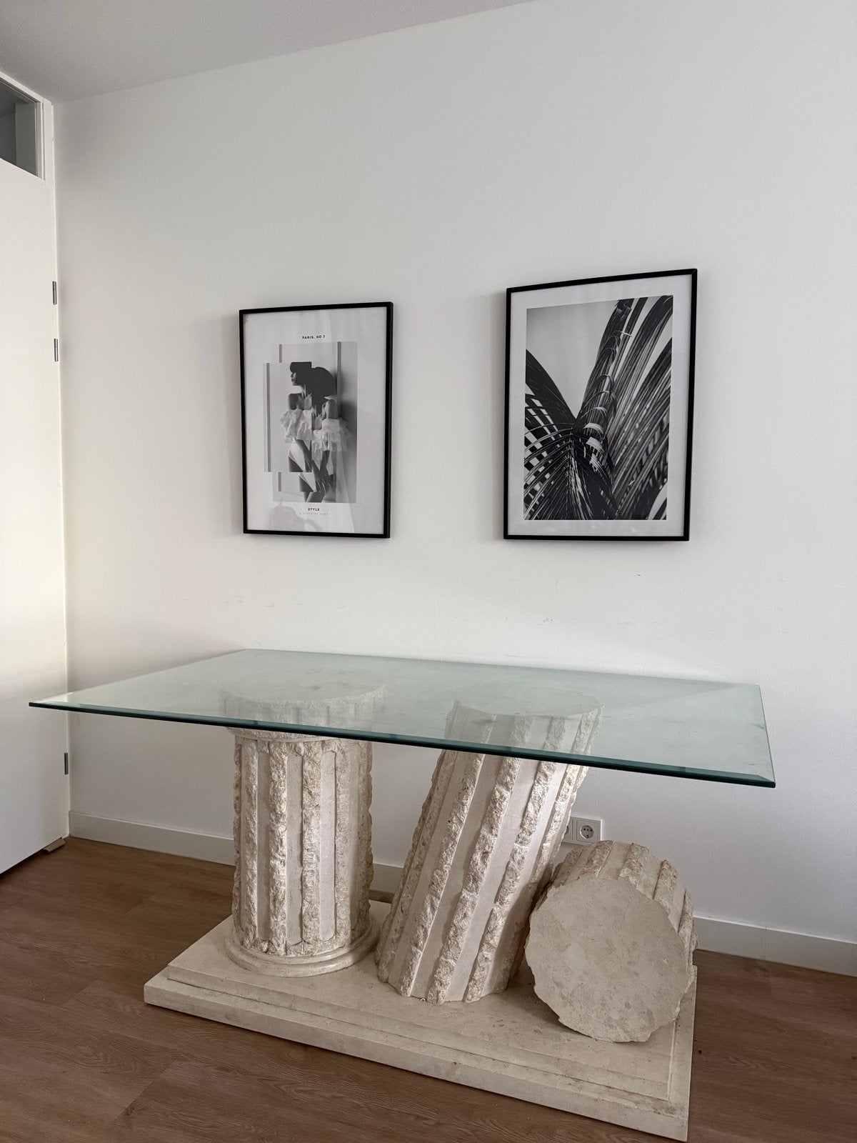 Unieke Tafel met Glazen Blad en Marmeren Voet incl 4 stoelen, Ophalen, Gebruikt, 100 tot 150 cm, Tot twee personen