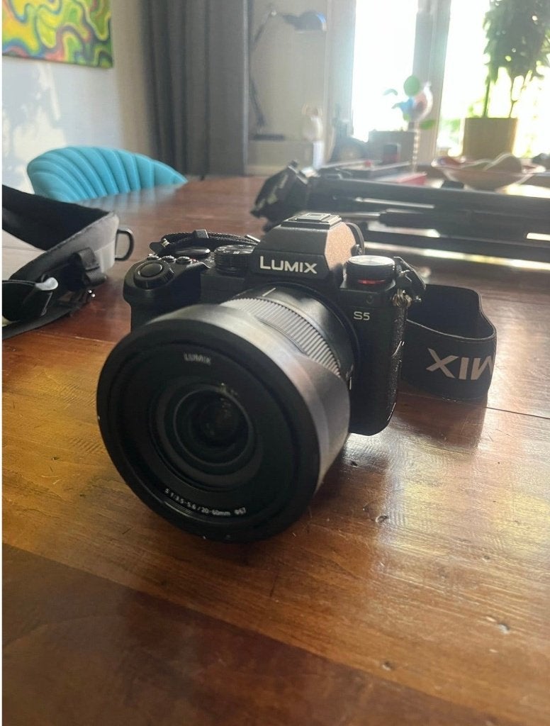 Panasonic Lumix S5 1500 clicks, 3 lenzen, Rhode mic, statief, Panasonic, Spiegelreflex, Ophalen of Verzenden, Zo goed als nieuw