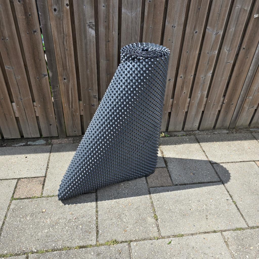Zwarte noppen folie, Ophalen, Zo goed als nieuw, 15 m² of meer, Folie