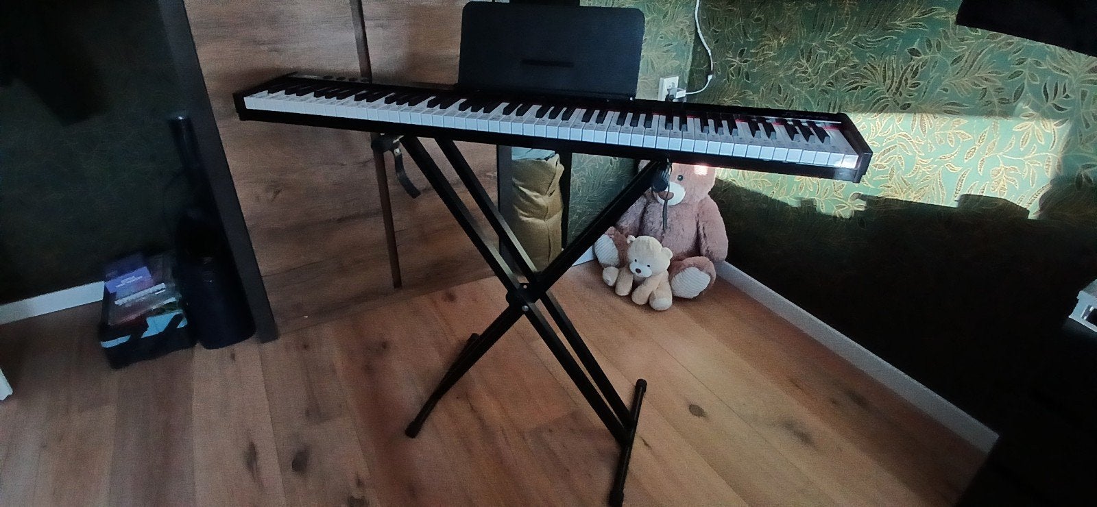 Oyayo keyboard/piano met extra accessoires, Ophalen, Zo goed als nieuw, 61 toetsen, Overige merken