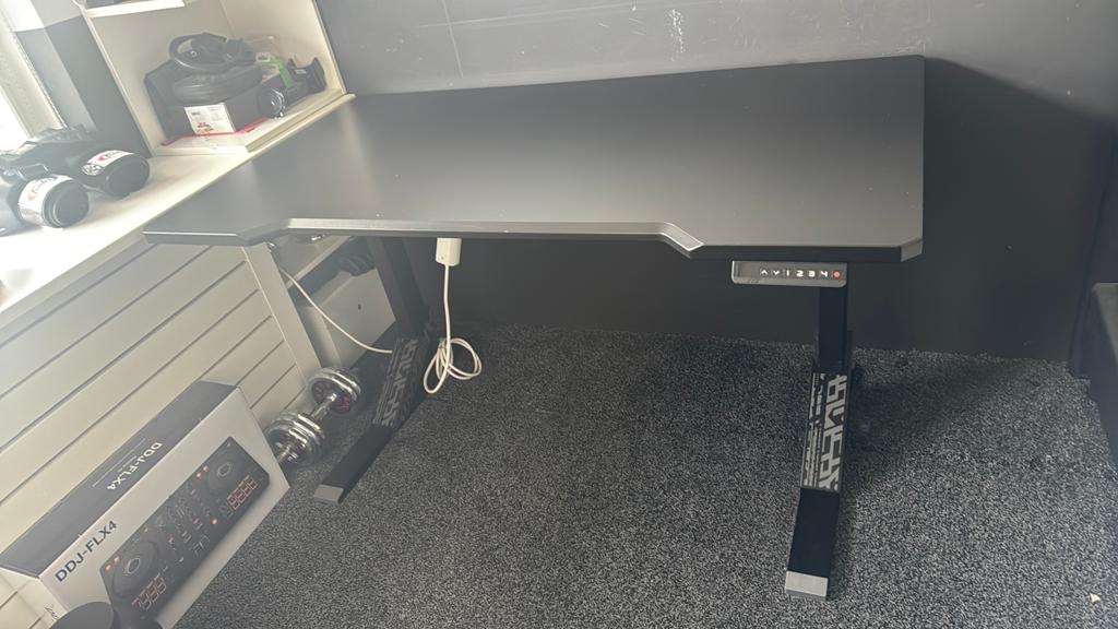 Zit-sta Bureau - Zwart, Elektrisch Verstelbaar, Huis en Inrichting, Bureaus, Zwart, Gebruikt, Hout, Ophalen of Verzenden