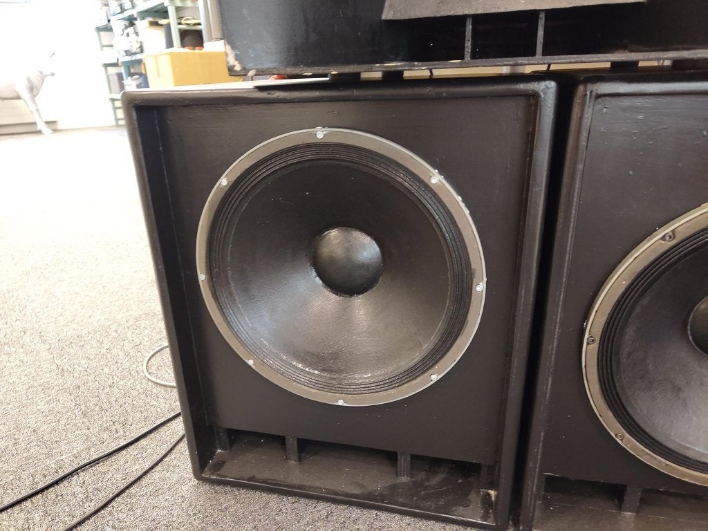 EV TL606 EV15A basreflex voor basgitaar, Vloerstaande luidspreker, Zo goed als nieuw, 60 tot 120 watt, Basreflex
