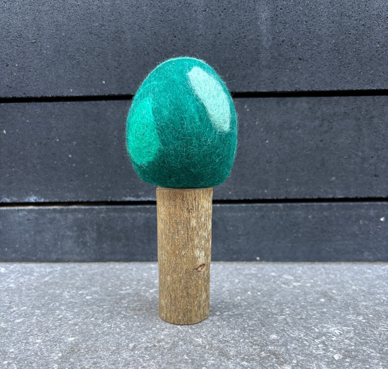 Gevilte (speel)boom van wol en echt hout., Ophalen of Verzenden, Zo goed als nieuw
