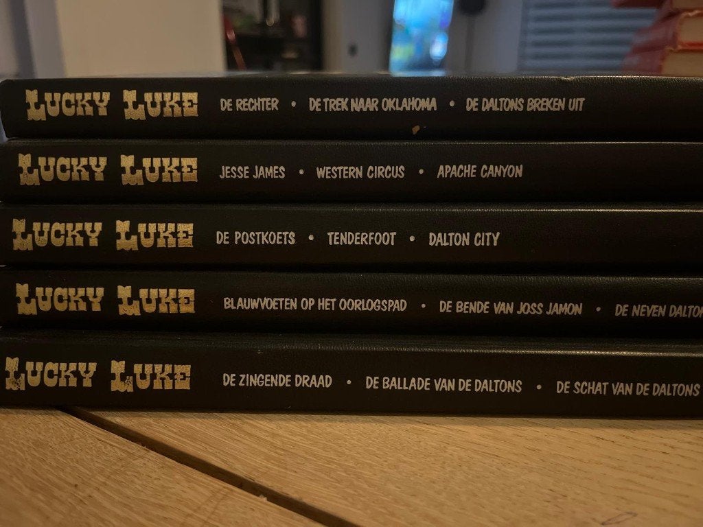 5x Lucky Luke Collectie Lekturama hardcover Morris collector, Boeken, Stripboeken, Zo goed als nieuw, Eén stripboek, Ophalen of Verzenden