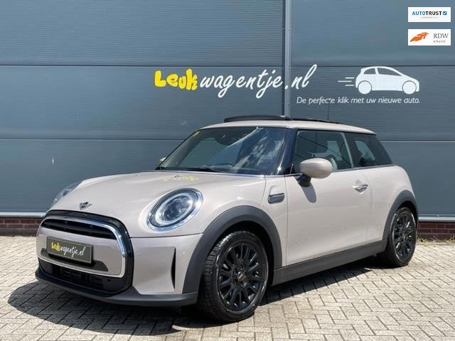 Mini Mini 1.5 One *schuifdak *carplay *rooftopgrey *navi, Auto's, Mini, Voorwielaandrijving, Gebruikt, Zwart, 4 stoelen