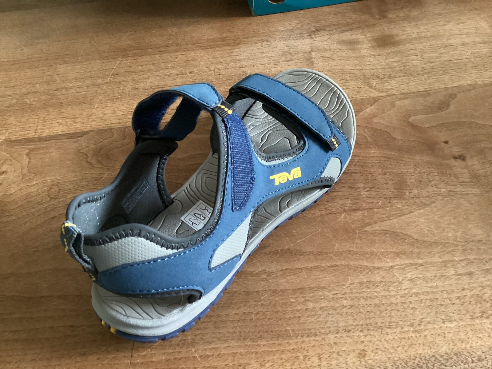 Mooie Teva sandalen, Blauw, Nieuw, Sandalen of Muiltjes, Ophalen of Verzenden