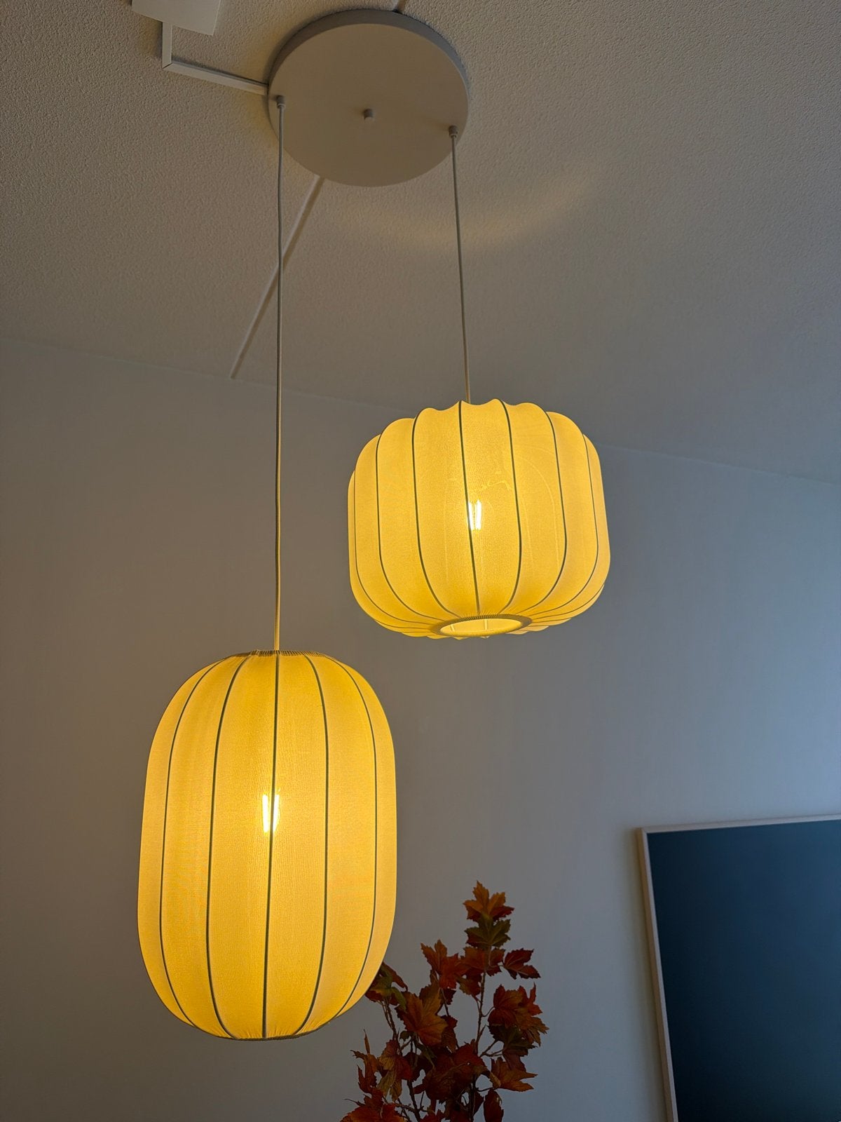 Hanglamp kwantum 2 stuks, Huis en Inrichting, Lampen | Hanglampen, Ophalen, Zo goed als nieuw, Textiel, E27 (groot)
