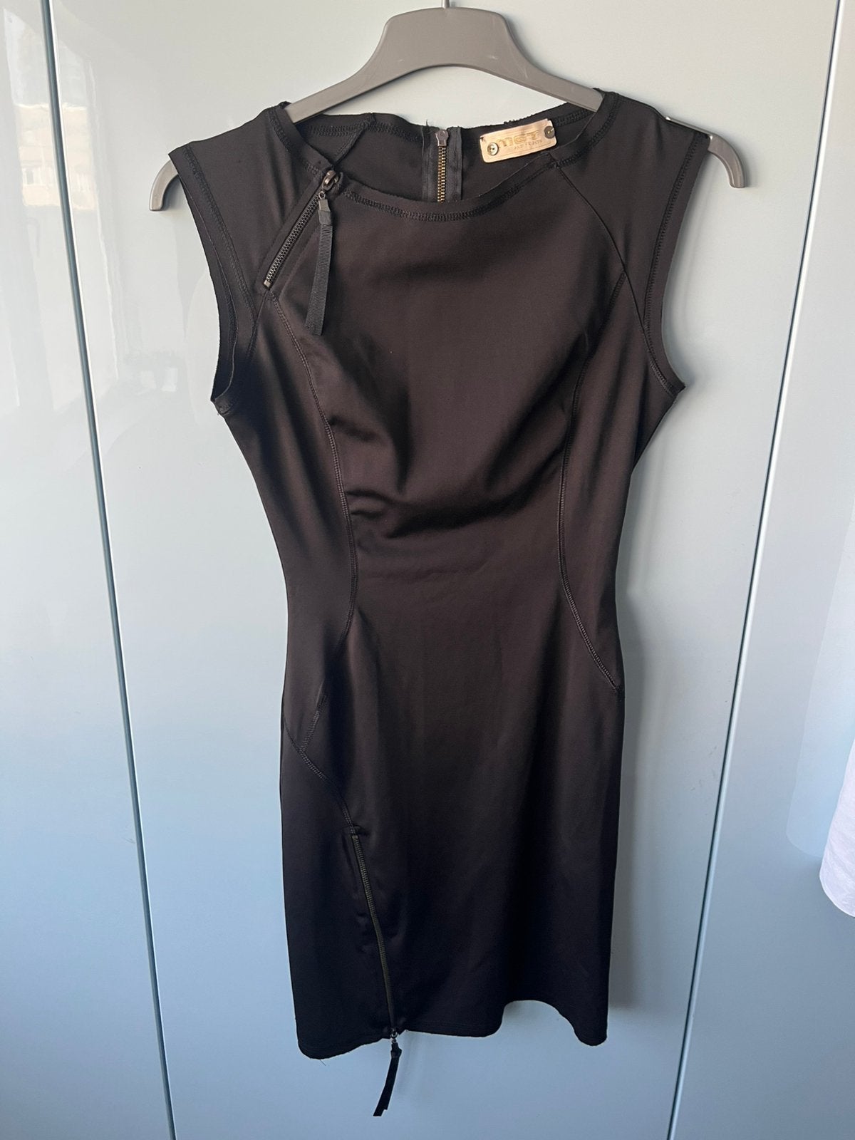 Met jurk zwart maat L leuke details stretch, Kleding | Dames, Maat 38/40 (M), Zwart, Ophalen of Verzenden, Zo goed als nieuw