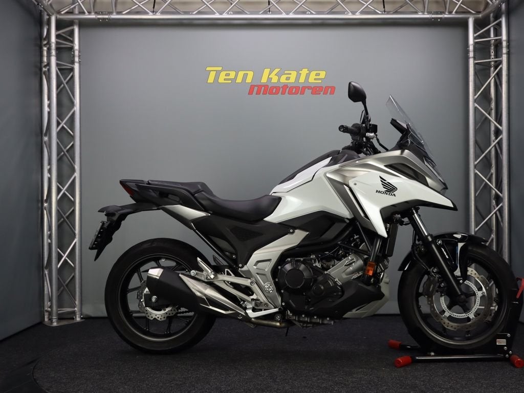 Honda NC 750 X, 745 cc, Bedrijf, Meer dan 35 kW, Toermotor
