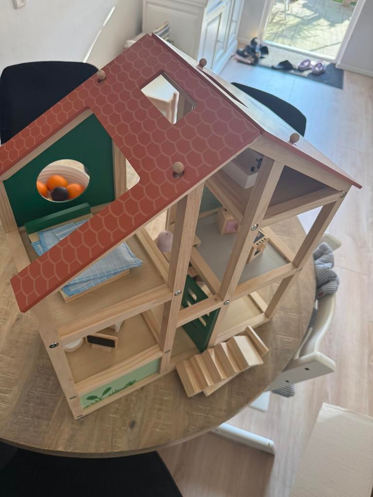 Hema poppenhuis, Kinderen en Baby's, Speelgoed | Poppenhuizen, Ophalen of Verzenden, Zo goed als nieuw, Poppenhuis