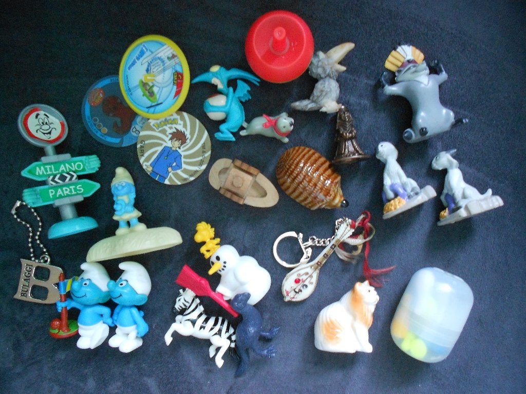 24 kleine figuurtjes o.a. uit verrassing ei, Verzamelen, Ophalen, Gebruikt, Overige typen