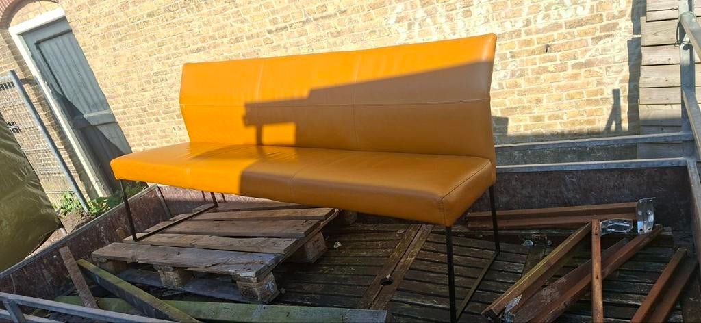 Tafelbank, 125 cm of meer, Ophalen of Verzenden, Zo goed als nieuw, Leer