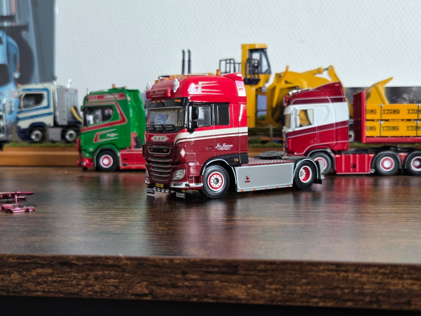 wsi daf jos jansen, Hobby en Vrije tijd, Modelauto's | 1:50, Ophalen of Verzenden, Zo goed als nieuw, Bus of Vrachtwagen, Wsi