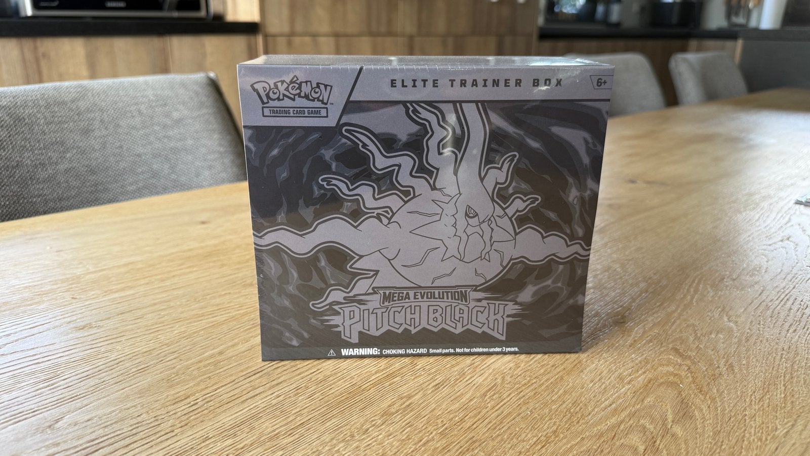 Pitch Black Elite Trainer Box, Ophalen, Nieuw, Overige typen, Foil