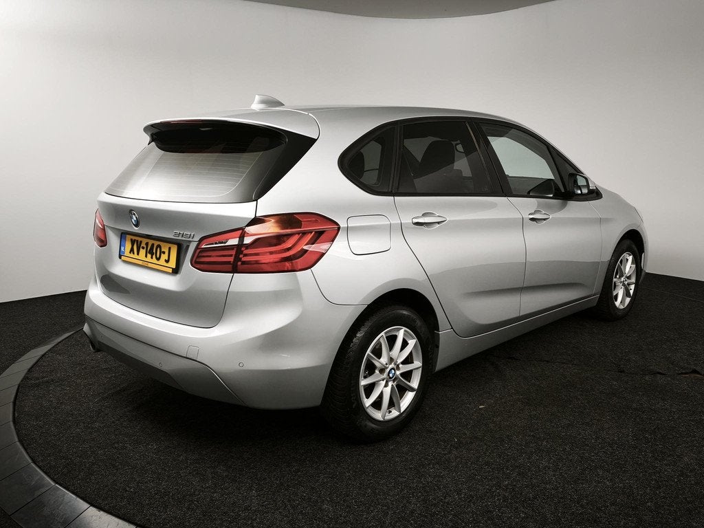 BMW 2-serie Active Tourer 218i Executive Edition | Navigatie, Auto's, BMW, Stof, Gebruikt, Met garantie (alle), Origineel Nederlands
