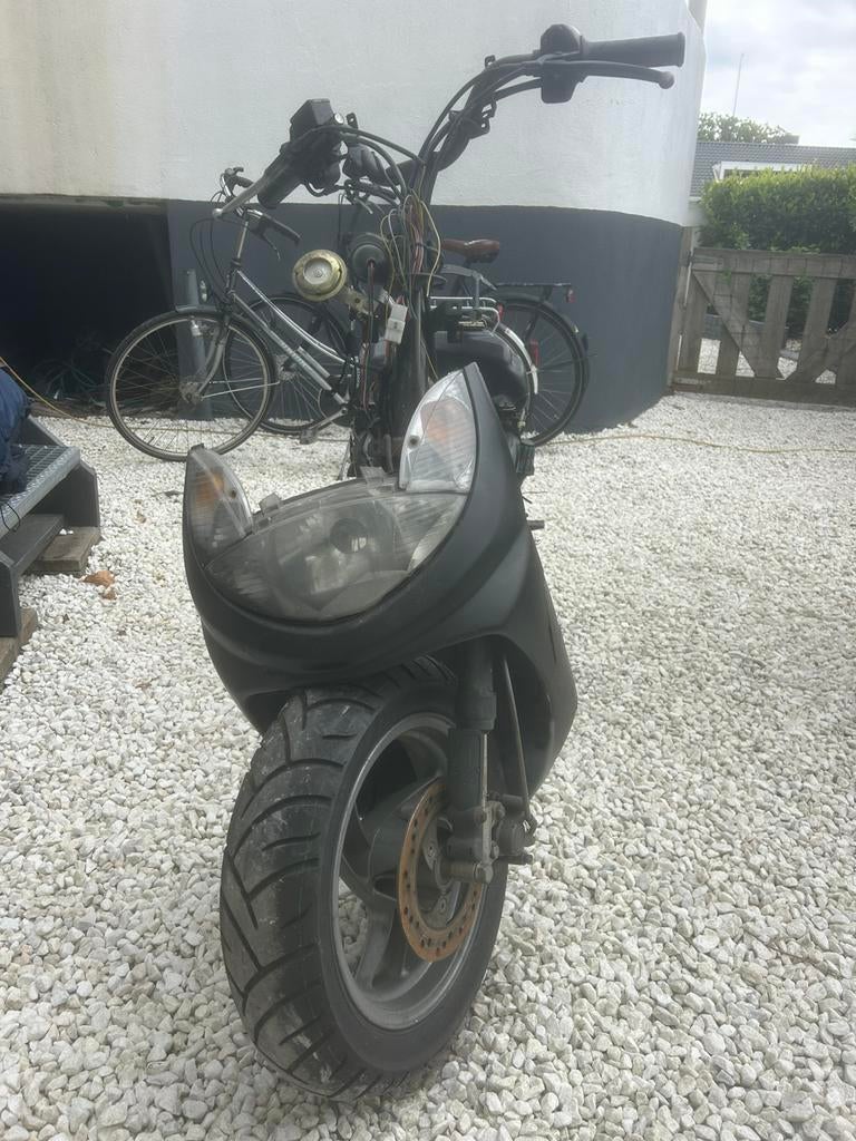 70cc peugeot vivacity klein projectje, Ophalen, Tweetakt, Gebruikt, Maximaal 45 km/u